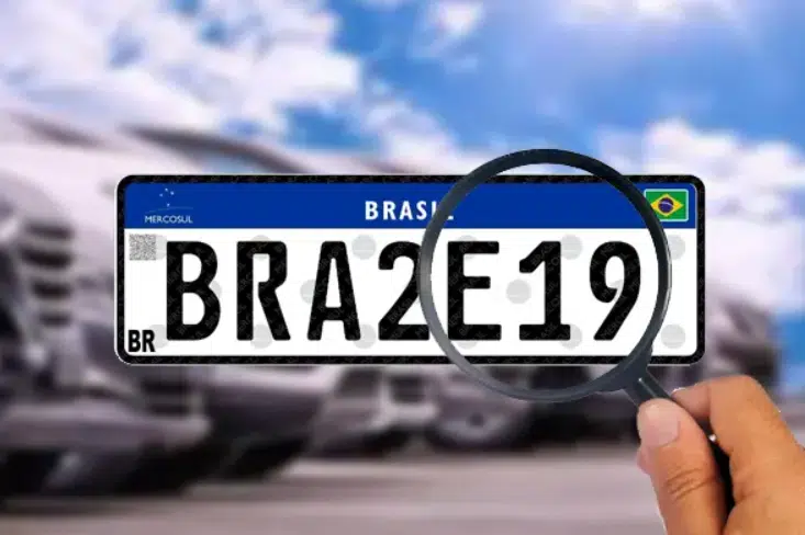 Consulta de Placas